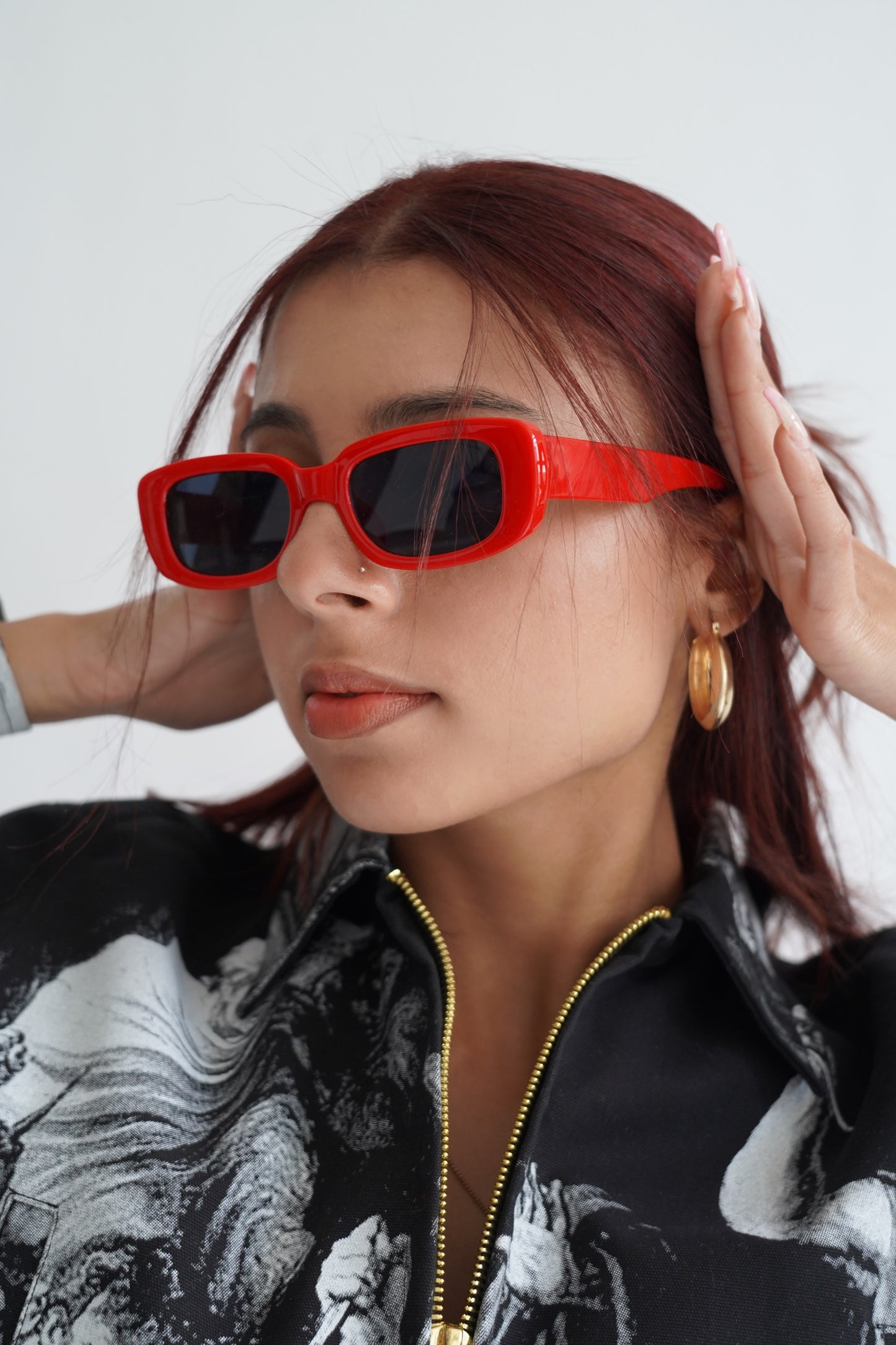 Unisex Retro Rectangle Glasses - Red/Black