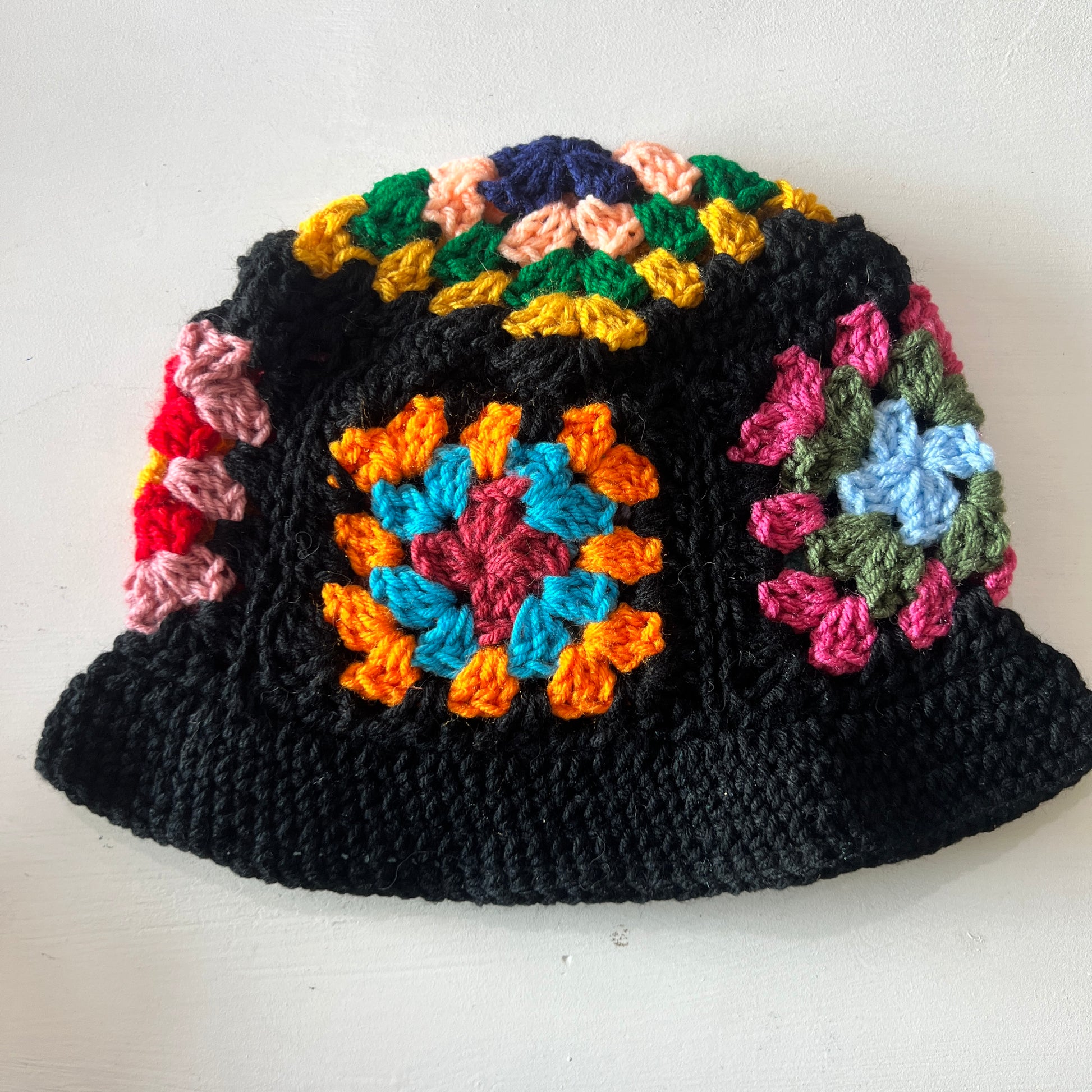 Granny Square Crochet Bucket Hat - Black – Prolific