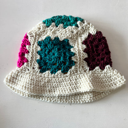 Granny Square Crochet Bucket Hat - Light Tan